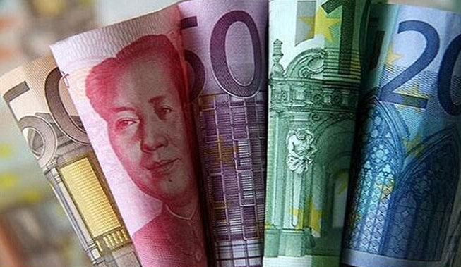 “银行季末揽储承压 理财经理自曝银保短处”